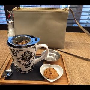 Celine Trio large taupe leather purse